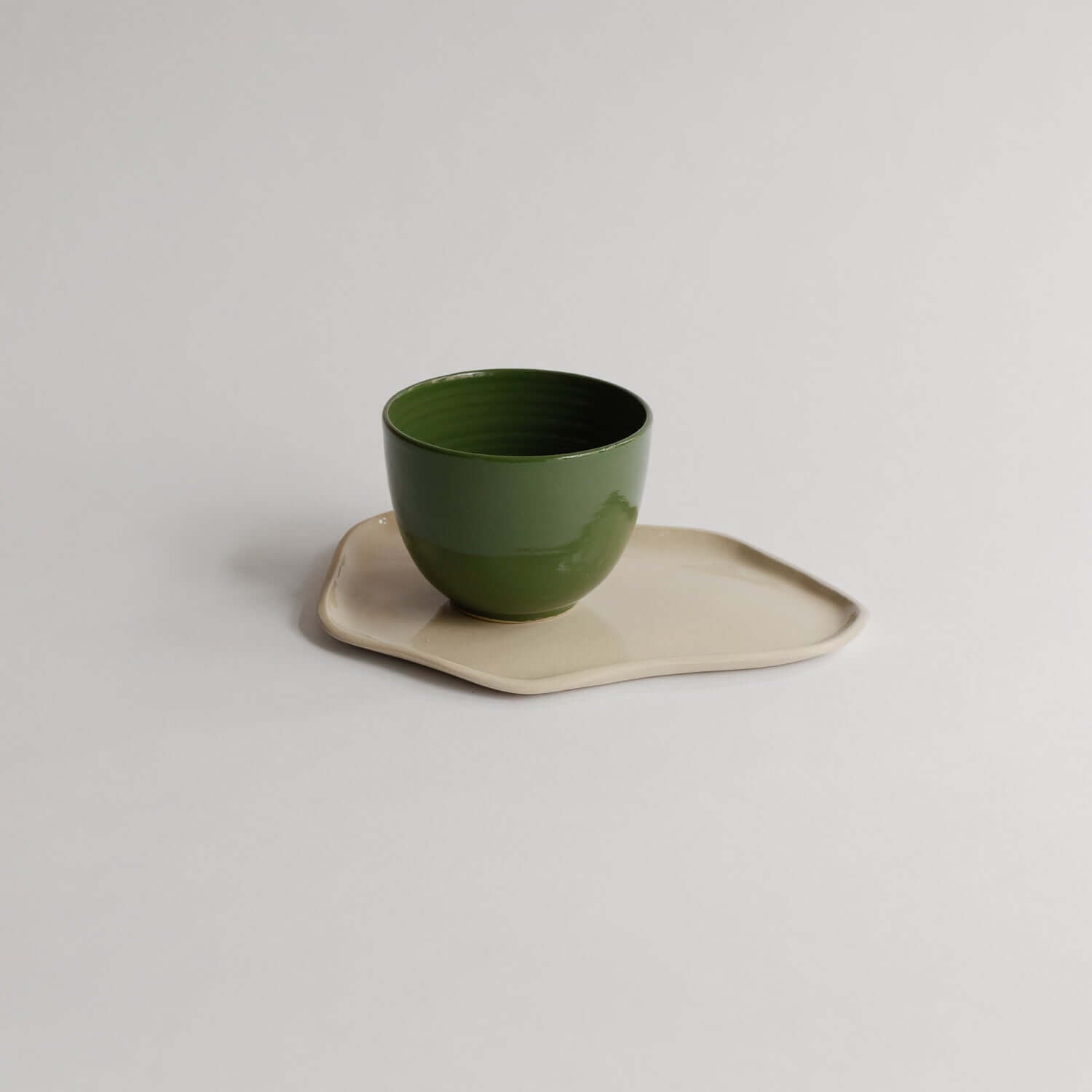 Unique Serving Cup Set with a 200ml Yun Green Coffee Cup & Creme Tray. Handcrafted grey stoneware with food-safe glazes. Perfect for gifting and for yourself. von viola beuscher ceramics