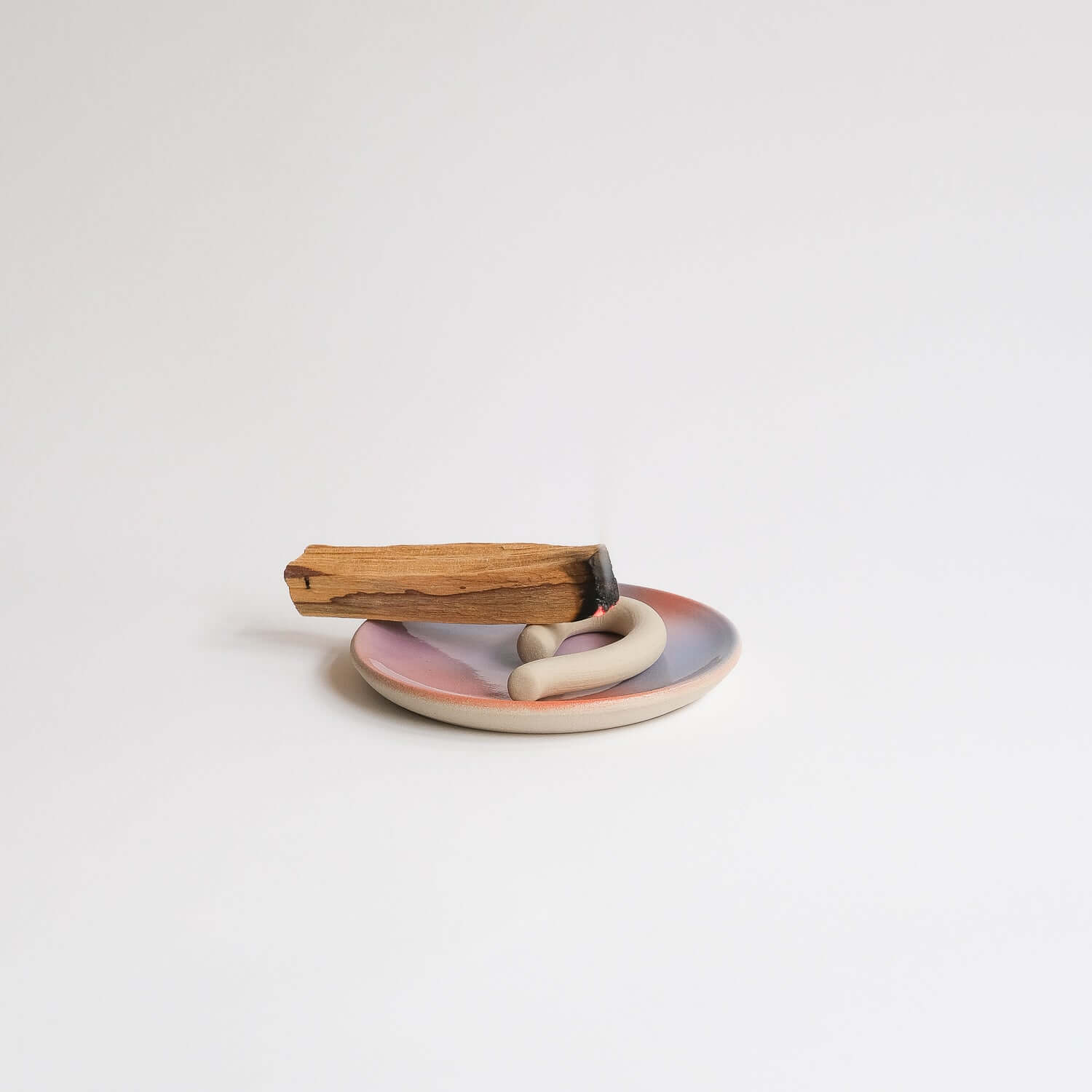 Elevate your space with our Dawn Special Edition dish set in bright colors. Includes unique holder and Palo Santo sticks. von viola beuscher ceramics